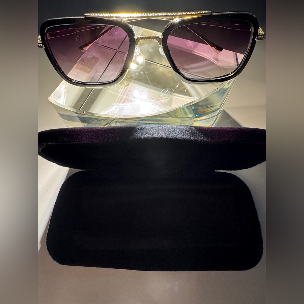 Glitz Purple Sunglasses with Black Case